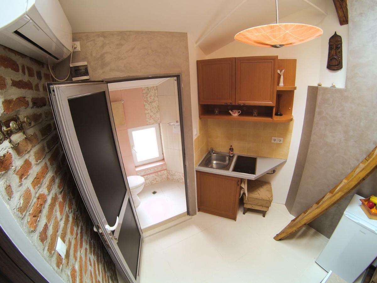 סופיה Vitosha Blvd - Attic Studio מראה חיצוני תמונה